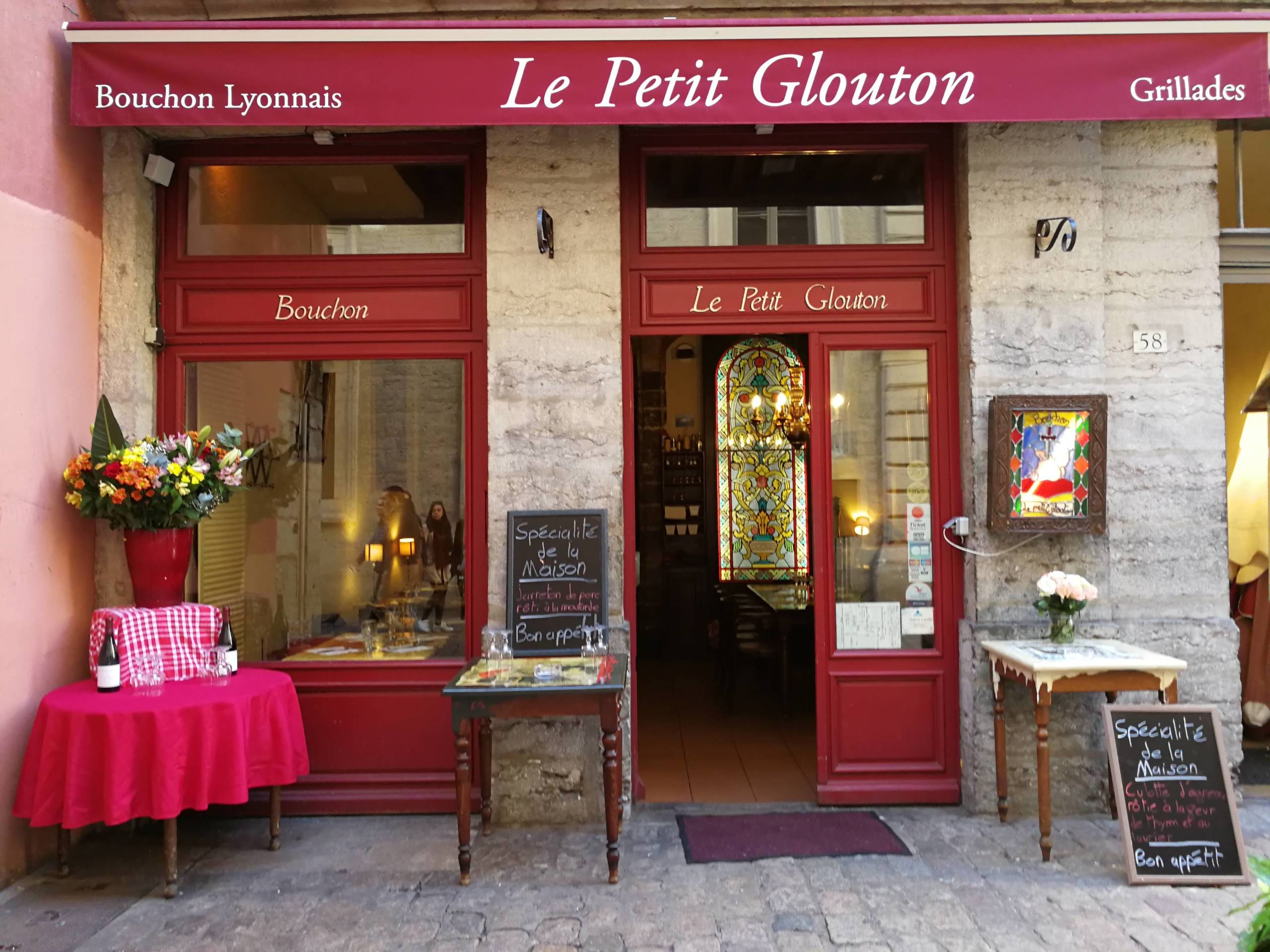 Restaurant traditionnel Lyonnais au cœur du Vieux-Lyon - Restaurant Le  Petit Glouton